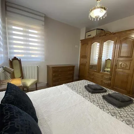 Mirador Solasierra Vistas A La Montana Y Pantano Apartamento Riaño